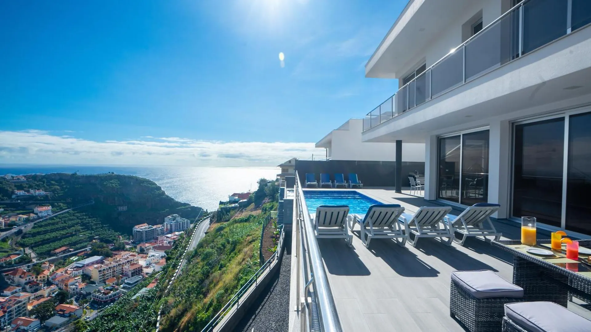 Villa Oceanica By Lovelystay contacts